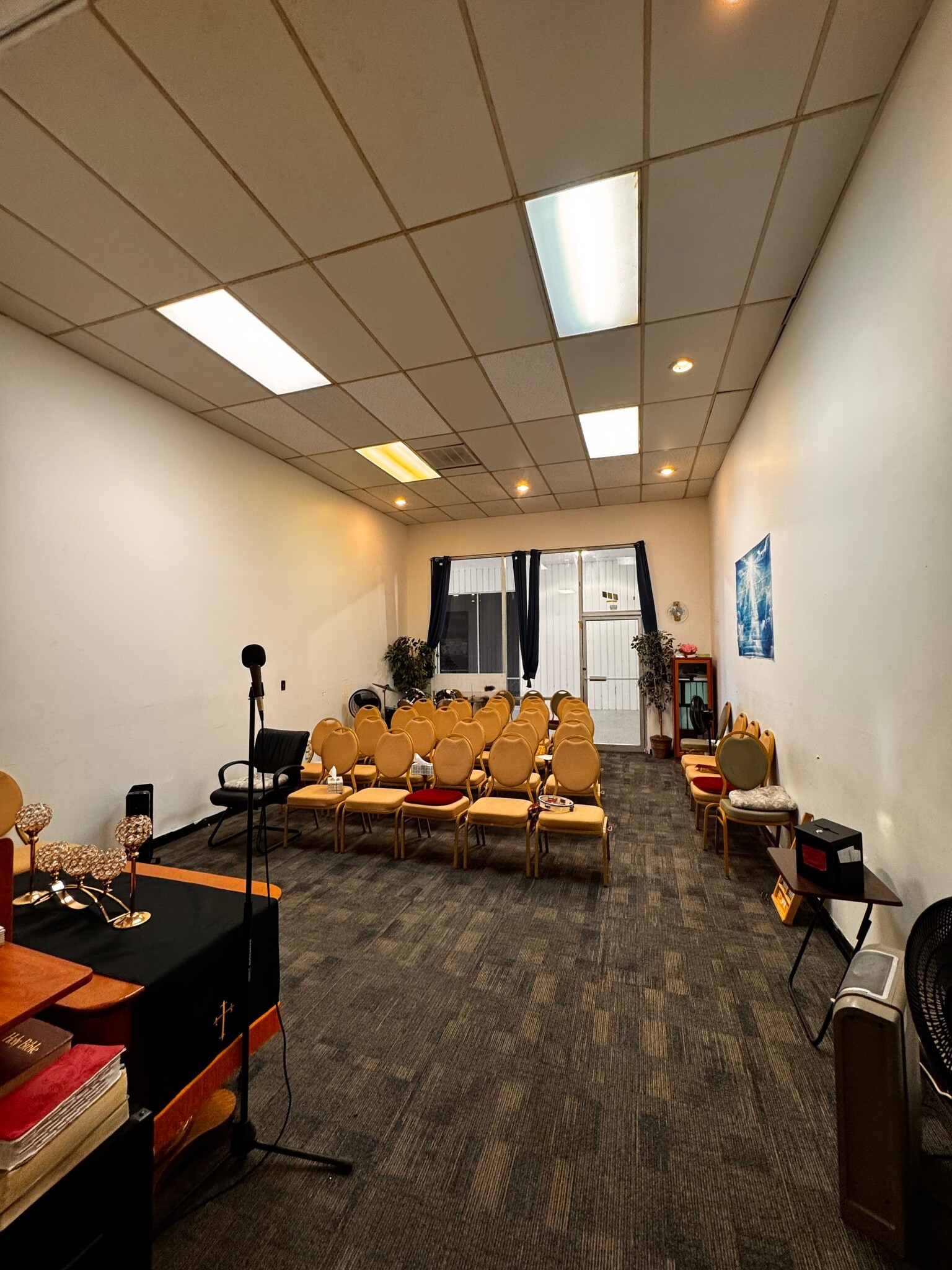 505-537 Plaza Cir, Garner, NC for lease Interior Photo- Image 1 of 5