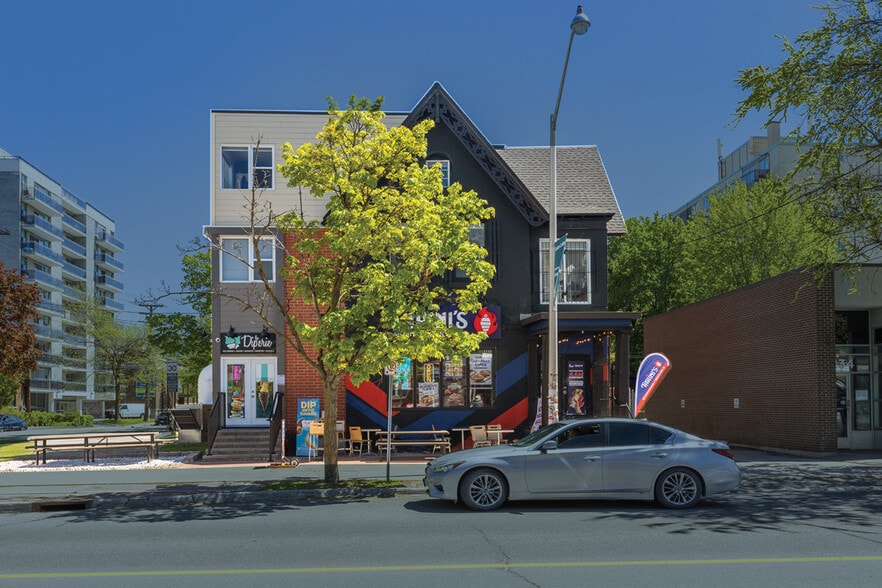 238 Laurier Ave E, Ottawa, ON for sale - Building Photo - Image 3 of 10