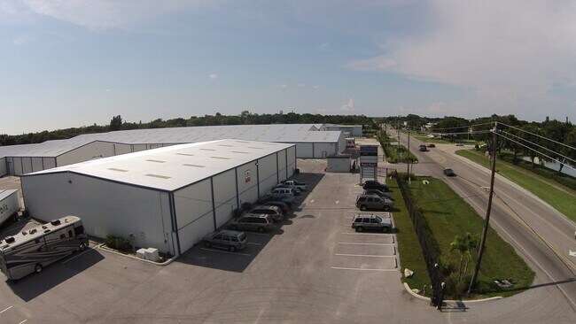 More details for 7168 15th St E, Sarasota, FL - Industrial for Sale