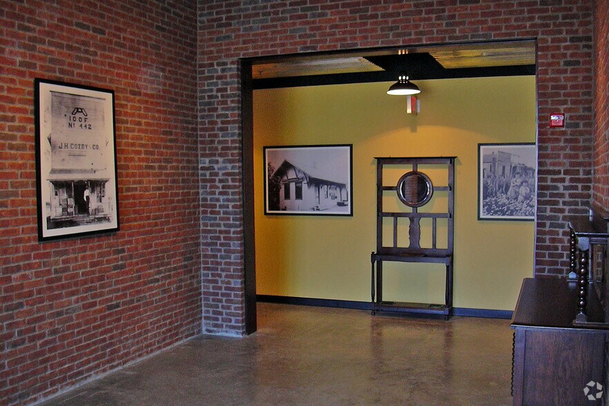 878 S Denton Tap Rd, Coppell, TX à louer - Hall d’entrée - Image 2 de 12