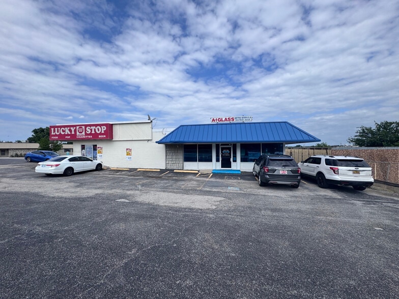2505 S Memorial Dr, Tulsa, OK for sale - Building Photo - Image 2 of 12