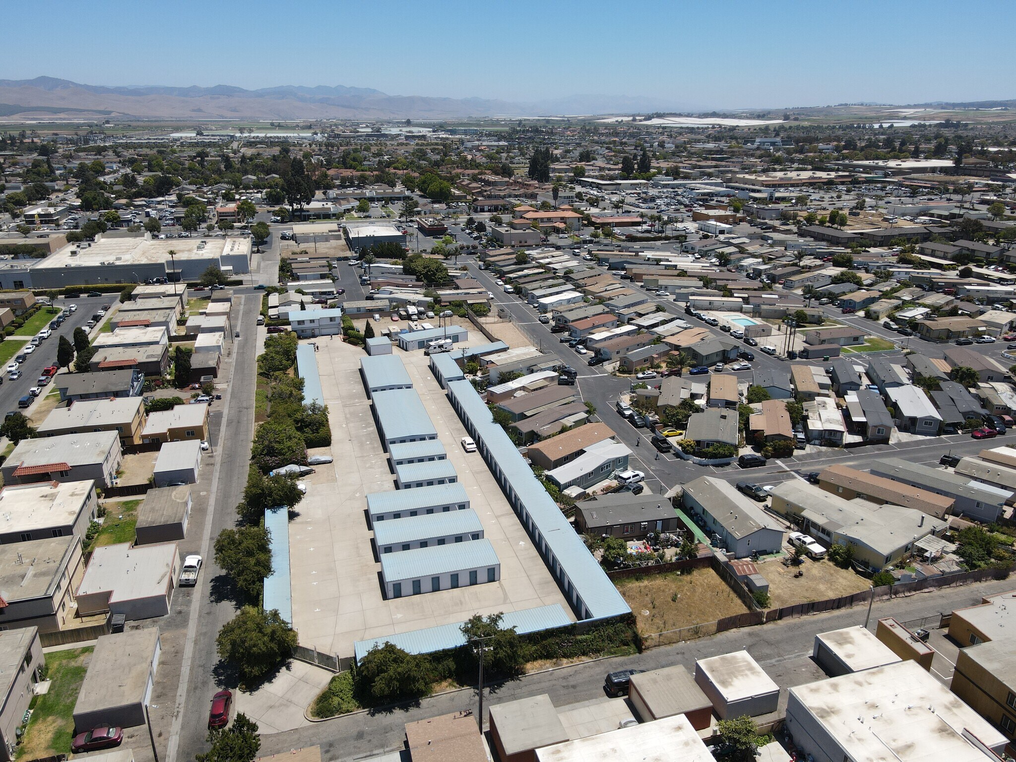 1745 S Lincoln St, Santa Maria, CA à vendre Photo du bâtiment- Image 1 de 1