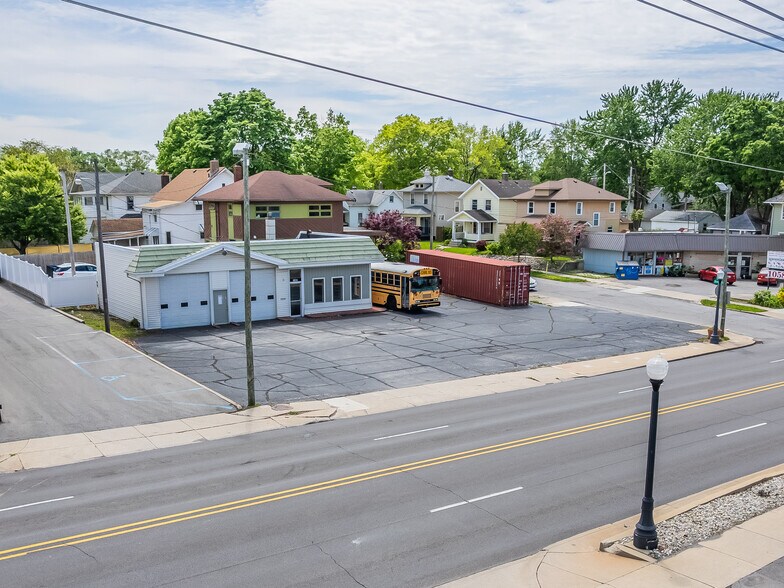 1102 E State Blvd, Fort Wayne, IN à vendre - Photo du bâtiment - Image 3 de 10