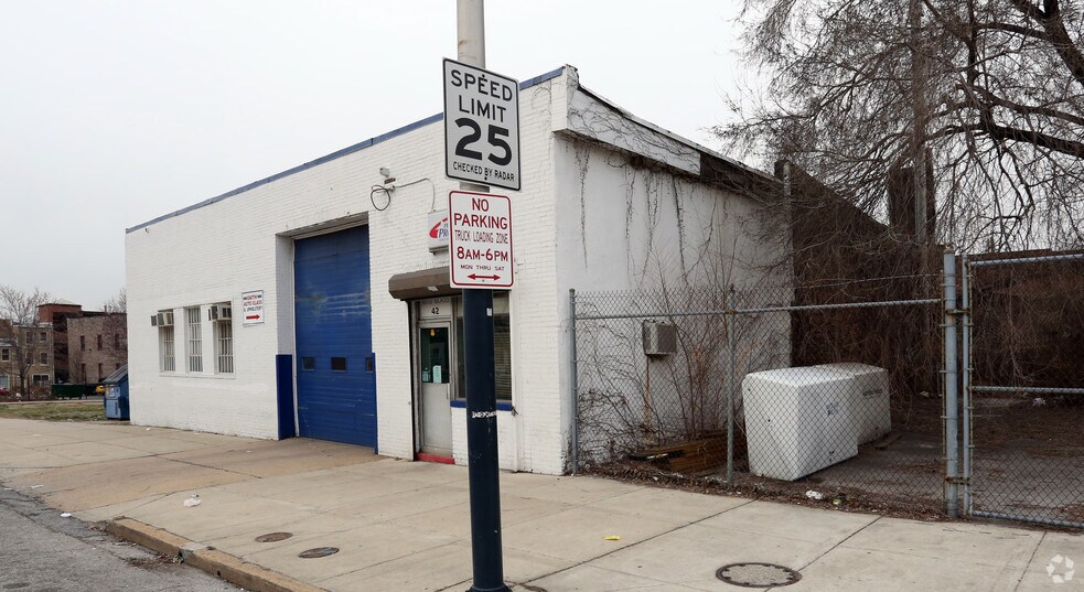 42-48 N Caroline St, Baltimore, MD à vendre - Photo du bâtiment - Image 3 de 4