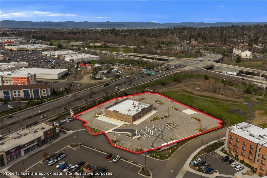 1445 Center Dr, Medford, OR for lease - Building Photo - Image 3 of 45