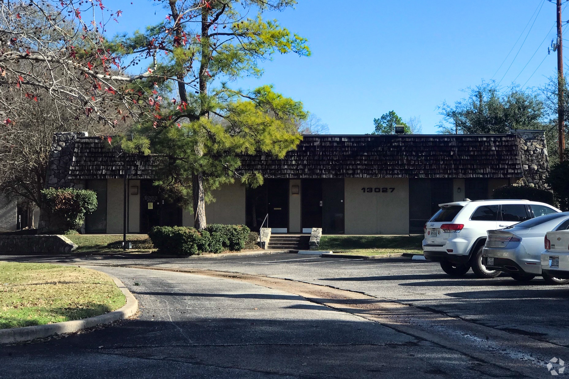 13037 Champions Dr, Houston, TX for sale Primary Photo- Image 1 of 2