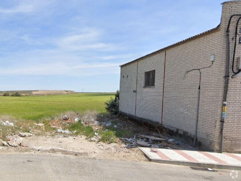 Calle Río Manzanares, 61, Humanes de Madrid, Madrid à vendre - Photo du bâtiment - Image 2 de 3