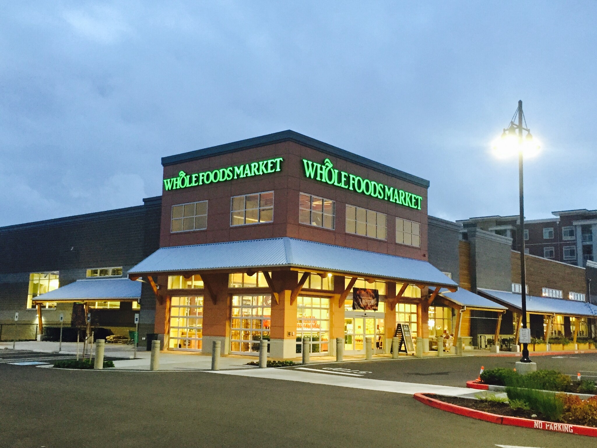 3515 Market Pl W, University Place, WA for lease Building Photo- Image 1 of 7