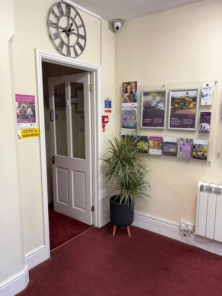 76-78 Binley Rd, Coventry for sale - Interior Photo - Image 3 of 8