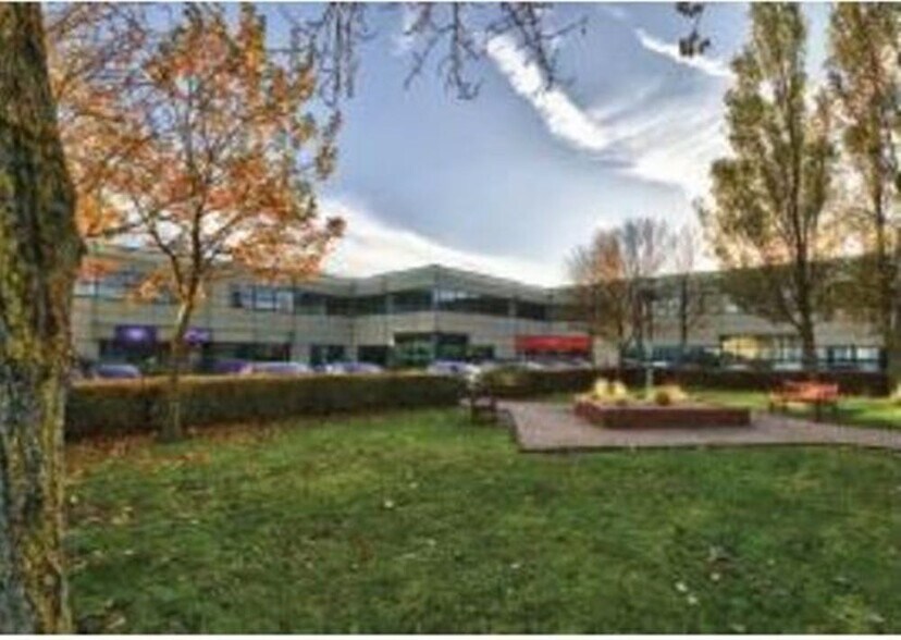 Silverthorne Way, Waterlooville for lease - Building Photo - Image 2 of 3