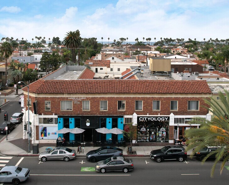 4716-4722 E 2nd St, Long Beach, CA à vendre - Photo du bâtiment - Image 3 de 5