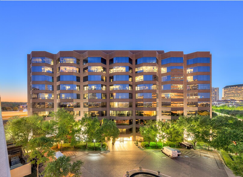 400 E Las Colinas Blvd, Irving, TX à louer - Photo du bâtiment - Image 3 de 46