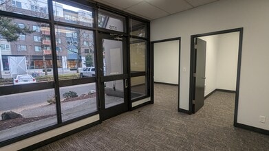 4002-4014 148th Ave NE, Redmond, WA for lease Interior Photo- Image 2 of 3
