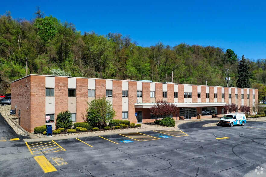 4725 McKnight Rd, Pittsburgh, PA for lease - Primary Photo - Image 1 of 4