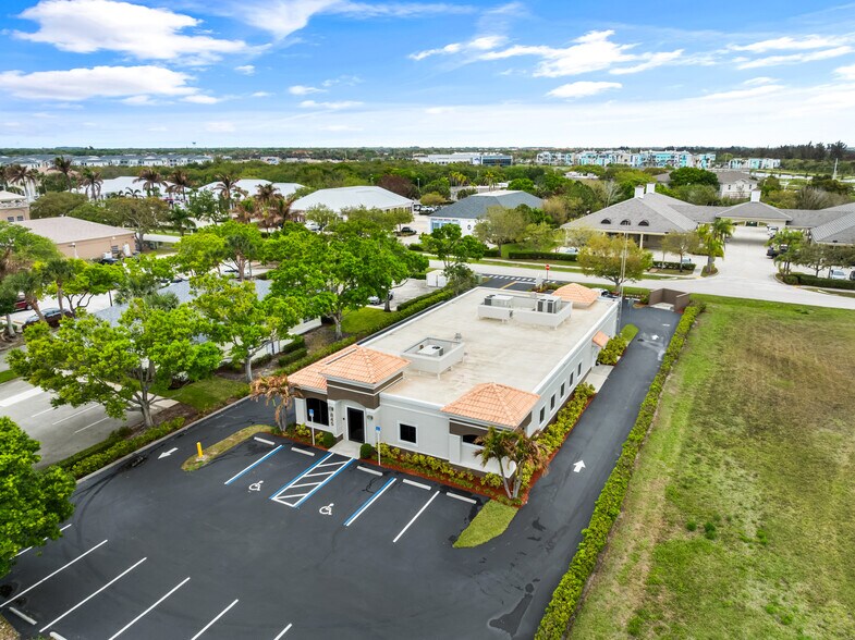 845 37th Pl, Vero Beach, FL à louer - Photo du bâtiment - Image 2 de 50