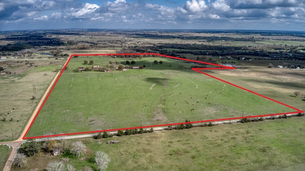 6405 Lorena Ln, Burton, TX à vendre - Photo du bâtiment - Image 2 de 21