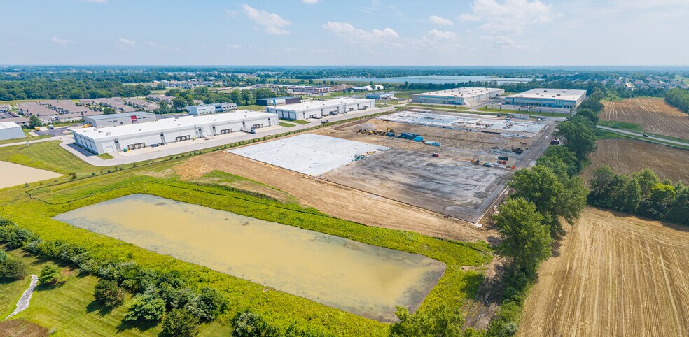 7046 Green Meadows Dr, Lewis Center, OH for lease - Construction Photo - Image 2 of 10