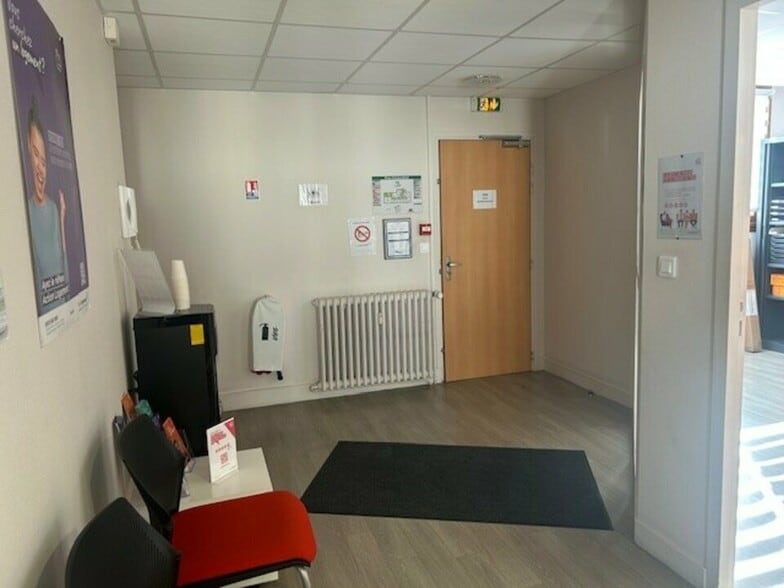 15 Place Michelet, Tours à louer - Photo intérieure - Image 2 de 12