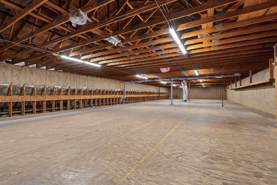 598 Wood Ave, Woonsocket, RI for lease - Building Photo - Image 2 of 8