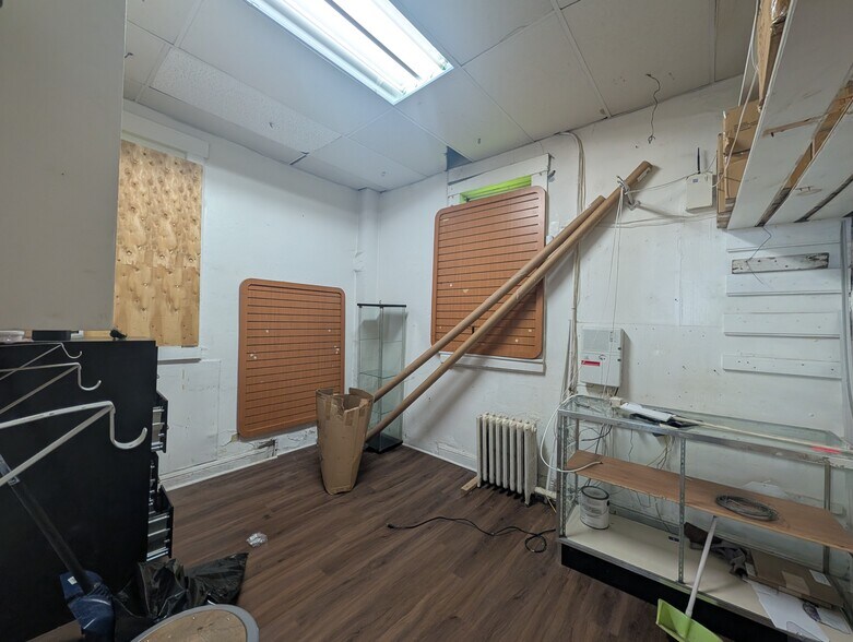 1070 Main Ave, Clifton, NJ à louer - Photo du bâtiment - Image 3 de 11