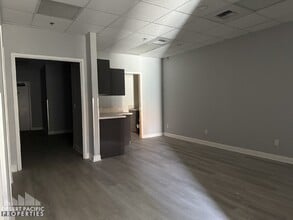 35280 Bob Hope Dr, Rancho Mirage, CA for lease Building Photo- Image 2 of 3