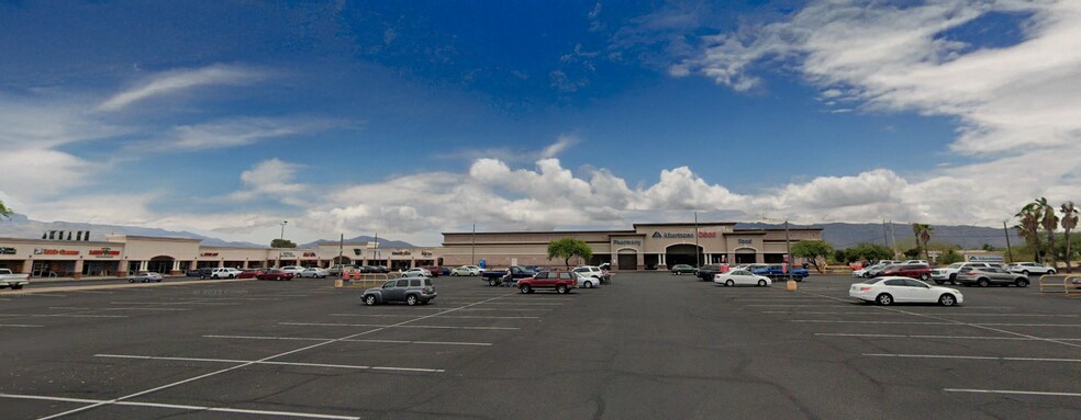 9595 E Broadway Blvd, Tucson, AZ à vendre - Photo du bâtiment - Image 3 de 13