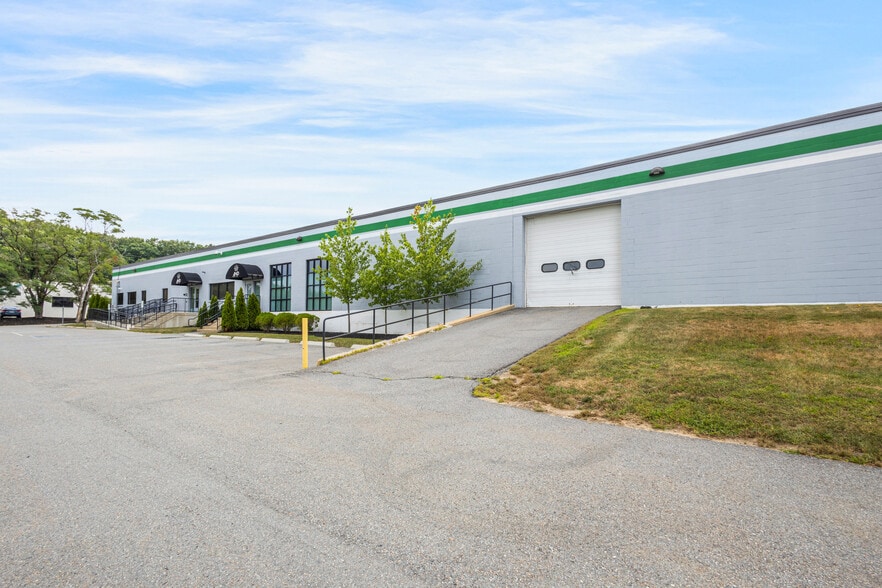 774 Crawford St, Fitchburg, MA for sale - Building Photo - Image 2 of 11
