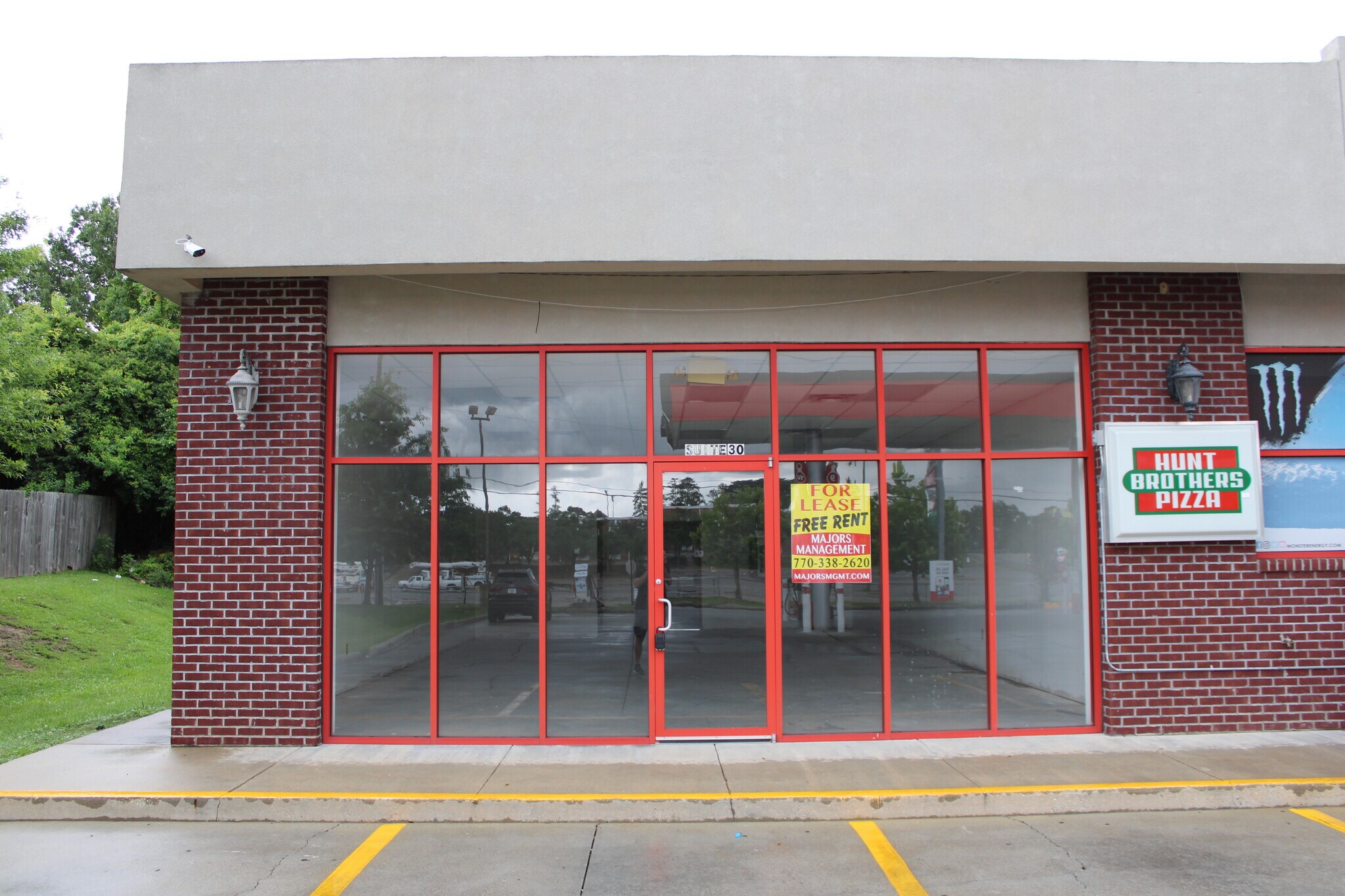 2611 W 7th St, Hattiesburg, MS for lease Interior Photo- Image 1 of 4