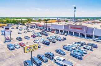 Plus de détails pour 702-744 W Wheatland Rd, Duncanville, TX - Commerce de détail à louer