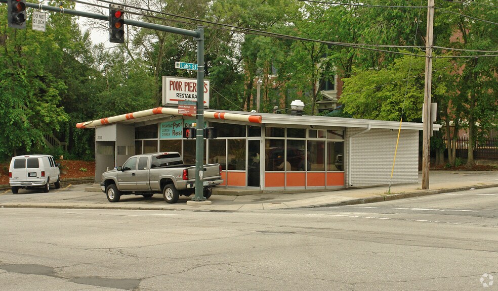 303 Main St, Nashua, NH à vendre - Photo du bâtiment - Image 2 de 2