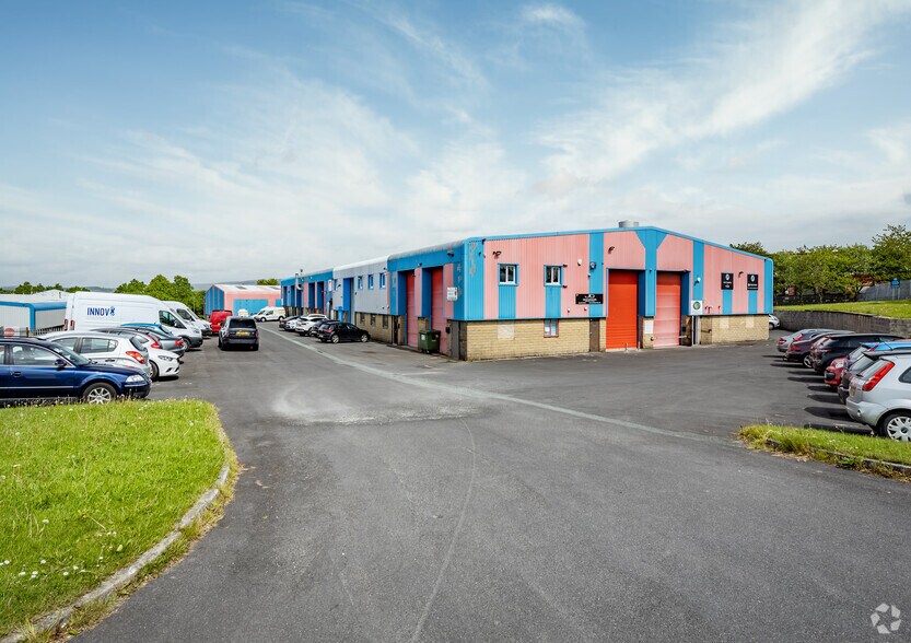 Billington Rd, Burnley à vendre - Photo du bâtiment - Image 2 de 2