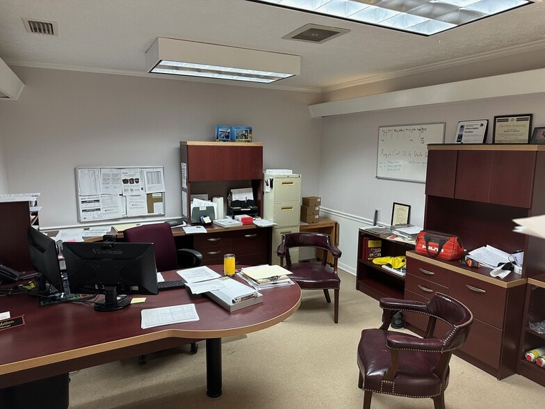 4800 Woodlane Cir, Tallahassee, FL for lease - Building Photo - Image 3 of 6