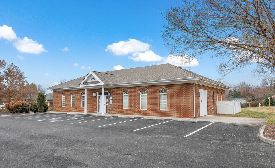 14345 Justice Rd, Midlothian, VA for lease - Building Photo - Image 1 of 27