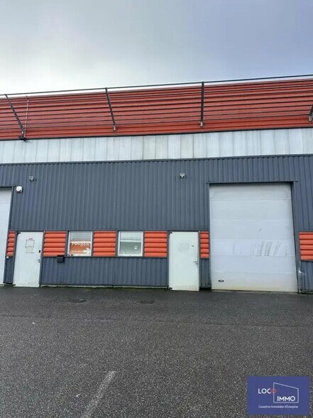 Flex in Le Haillan for lease - Building Photo - Image 1 of 5