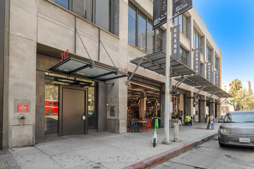 312 S Hill St, Los Angeles, CA à louer - Photo du bâtiment - Image 3 de 17
