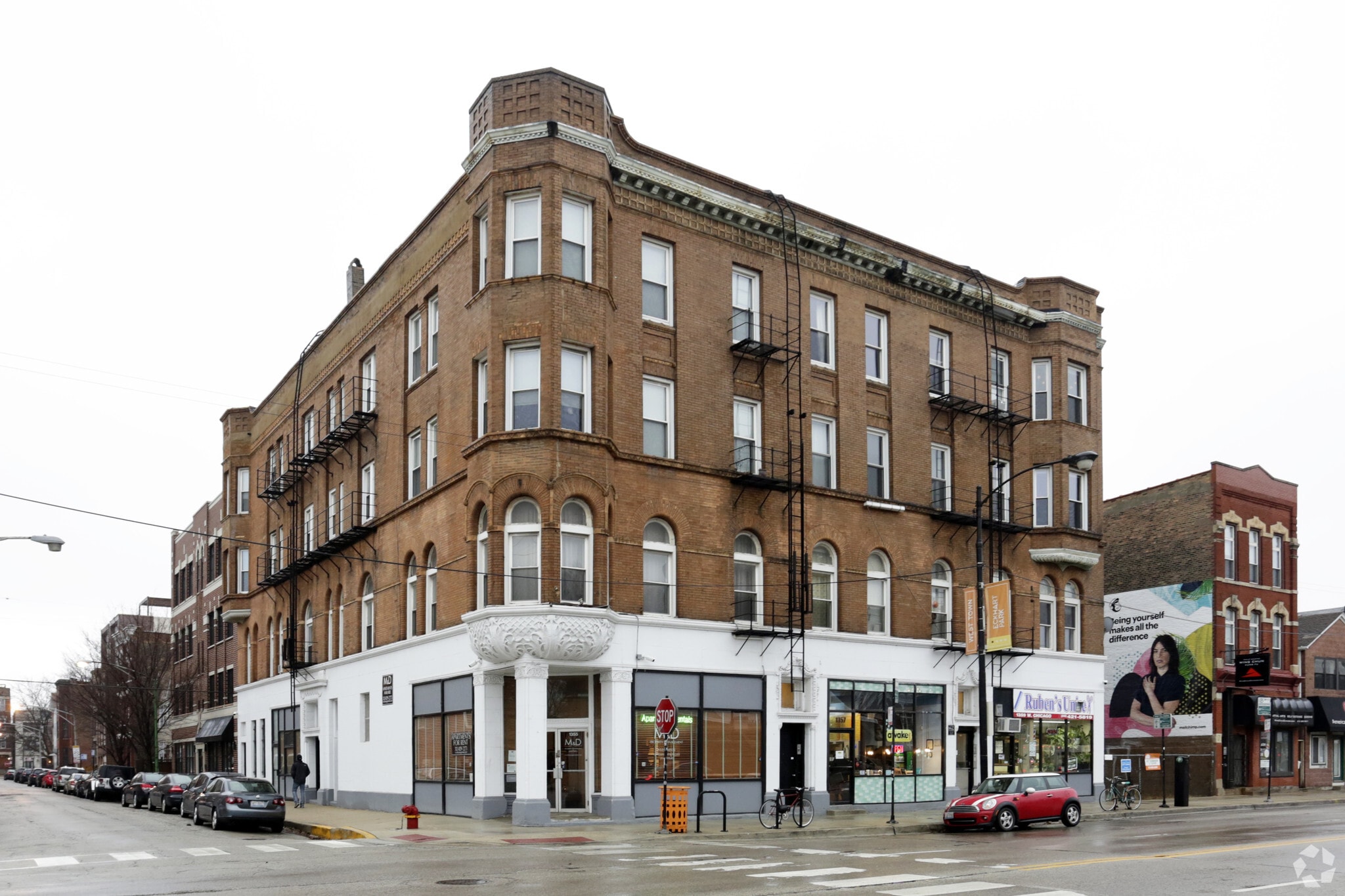 1355-1359 W Chicago Ave, Chicago, IL for lease Primary Photo- Image 1 of 18