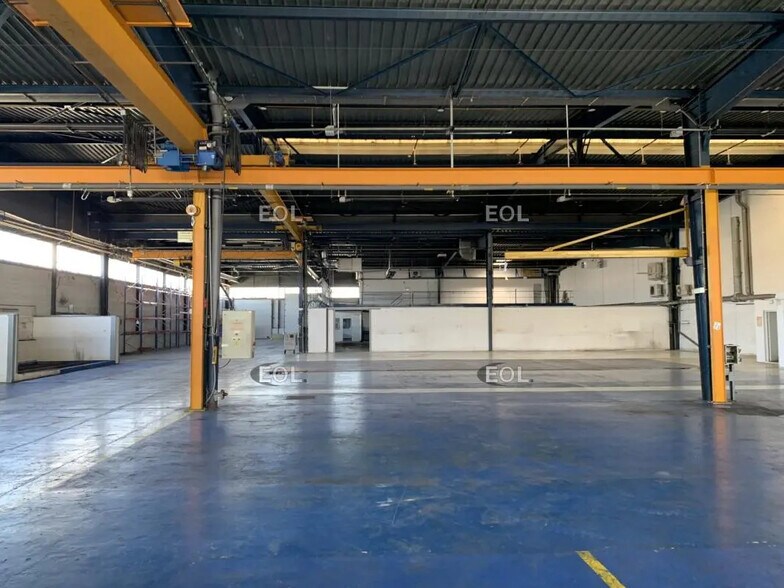 Flex in SAINT-OUEN-L'AUMONE for lease - Building Photo - Image 3 of 5