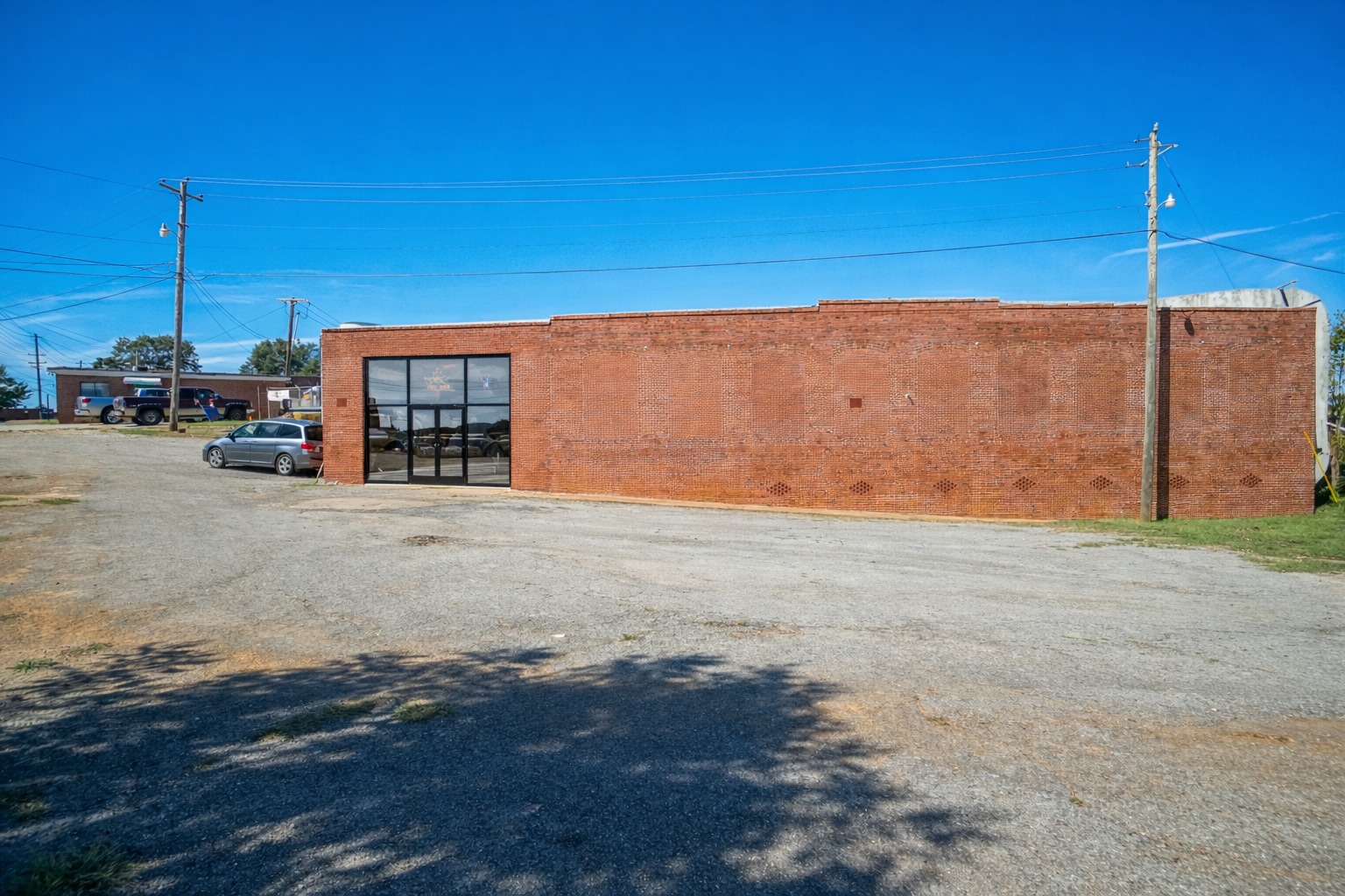 98 E Adams St, Forsyth, GA for lease Primary Photo- Image 1 of 24