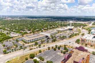 810 Hester's Crossing, Round Rock, TX - Aérien  Vue de la carte - Image1