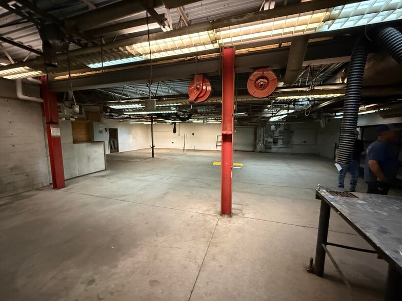 1225 Streng St, Cincinnati, OH for sale - Building Photo - Image 3 of 15
