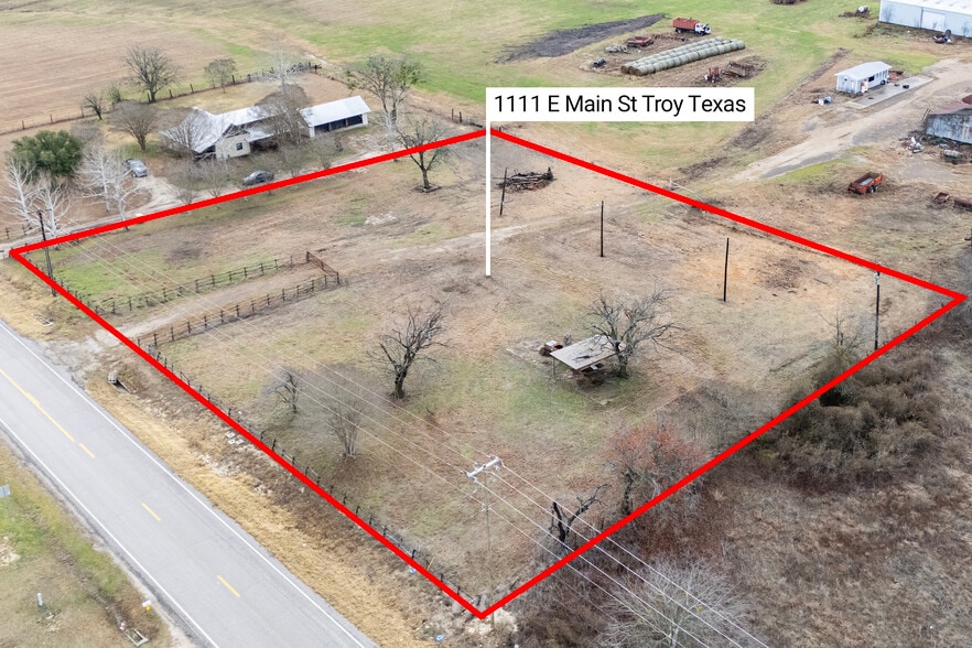 1111 E Main St, Troy, TX for sale - Primary Photo - Image 1 of 17