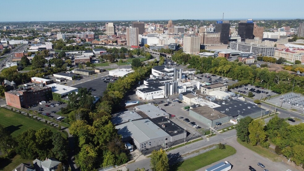 123 Larned St, Syracuse, NY for lease - Building Photo - Image 2 of 10
