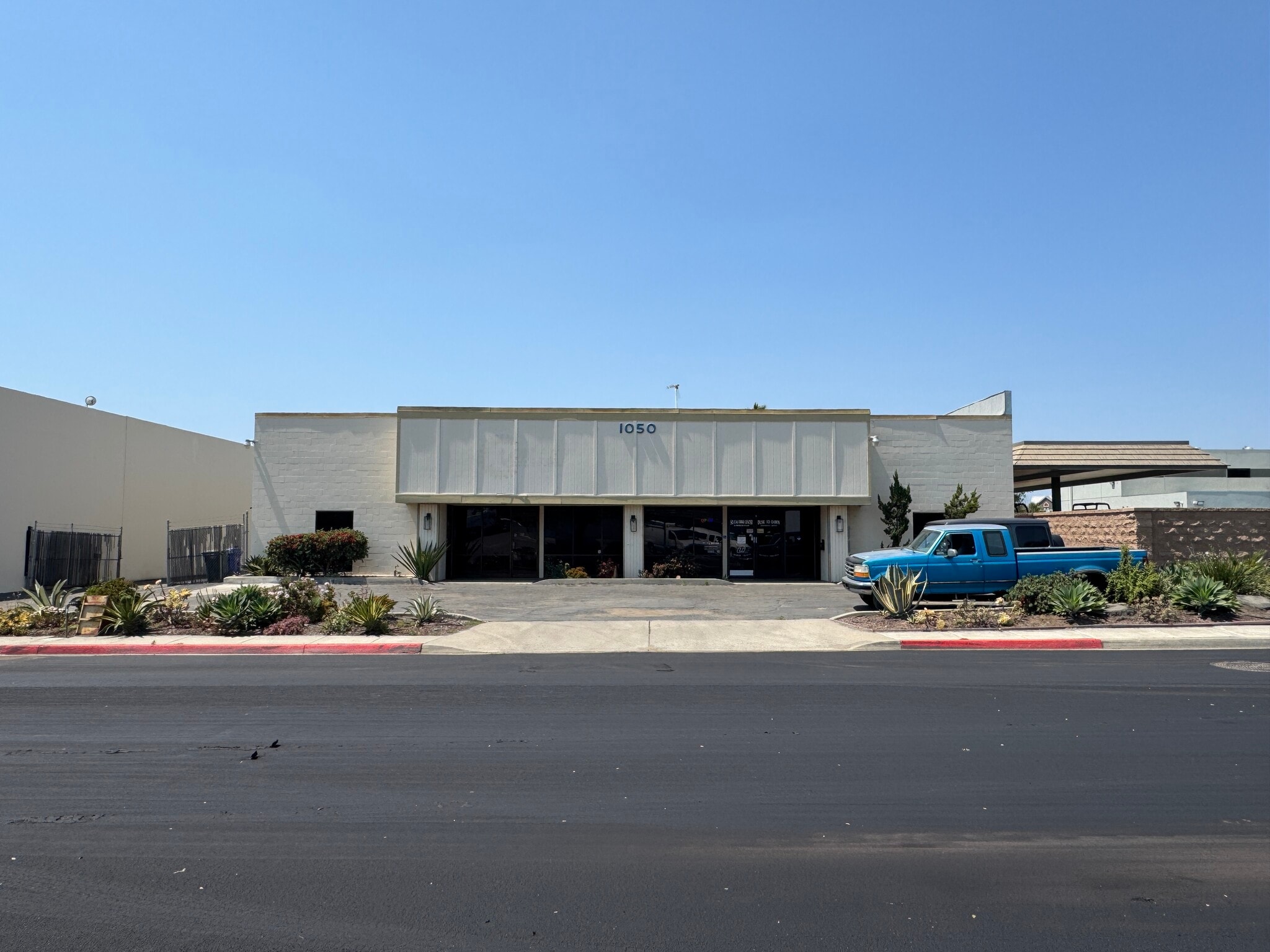 1050 Linda Vista Dr, San Marcos, CA for lease Building Photo- Image 1 of 7