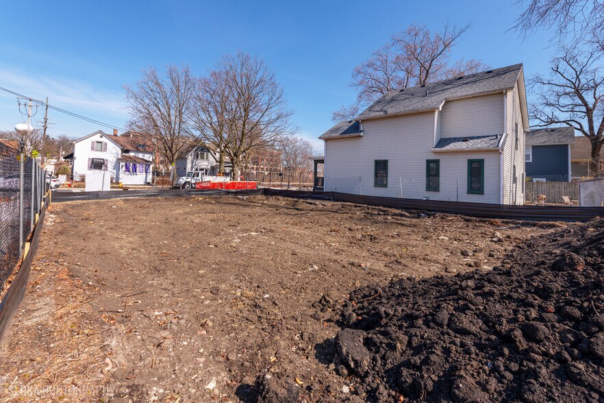 451 Duane St, Glen Ellyn, IL à vendre - Photo du bâtiment - Image 2 de 23