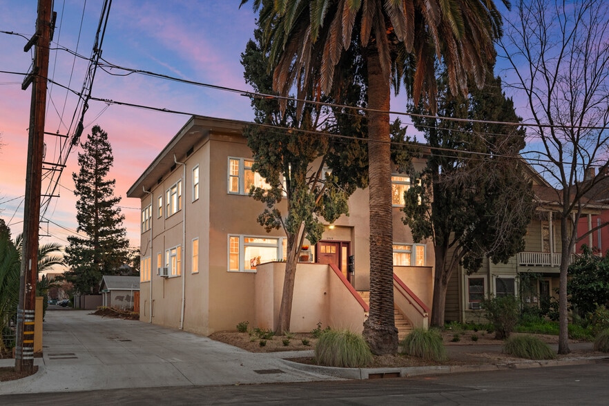1717 26th St, Sacramento, CA for sale - Building Photo - Image 2 of 29
