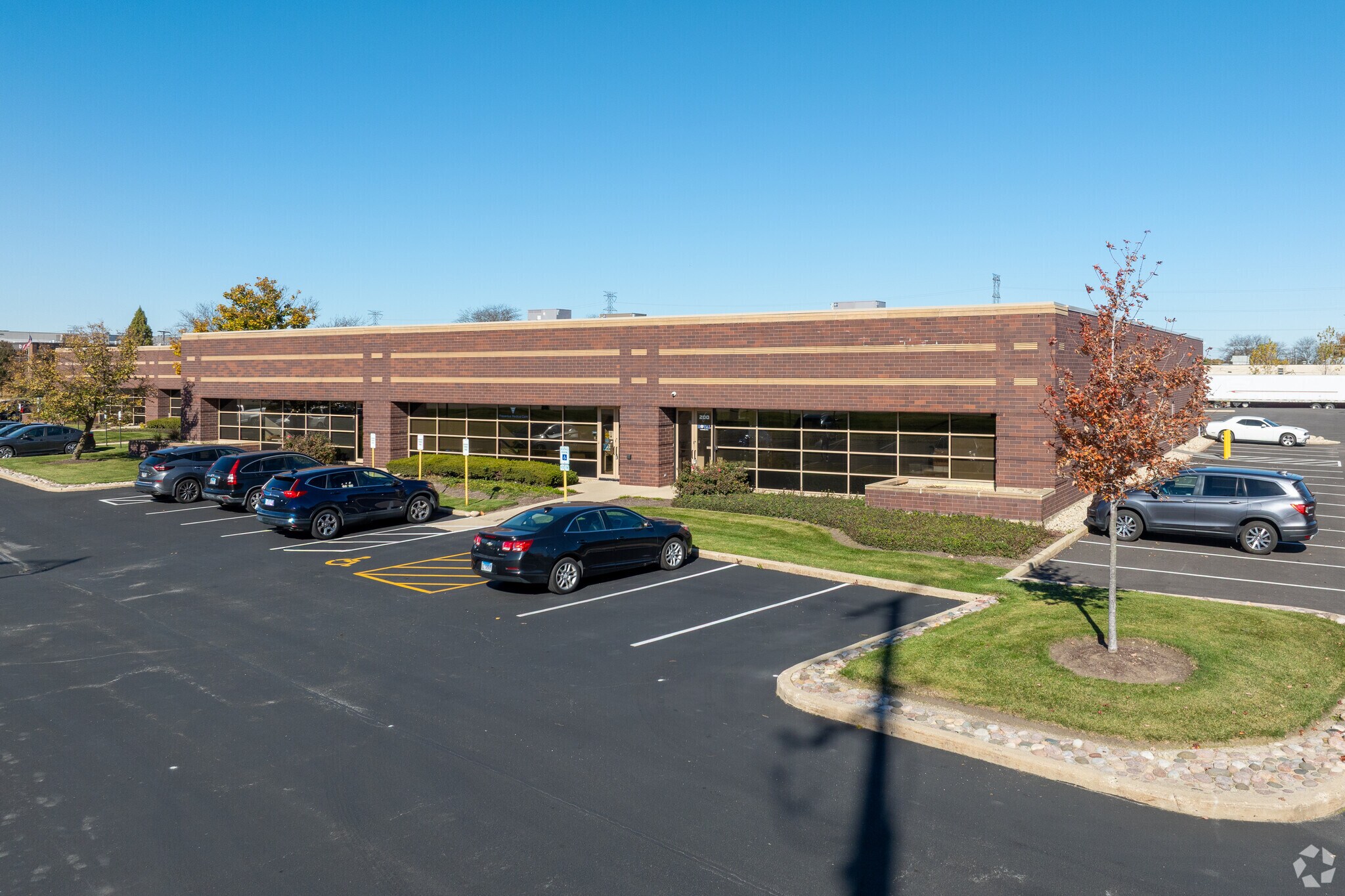 501 W Lake St, Elmhurst, IL for lease Primary Photo- Image 1 of 5