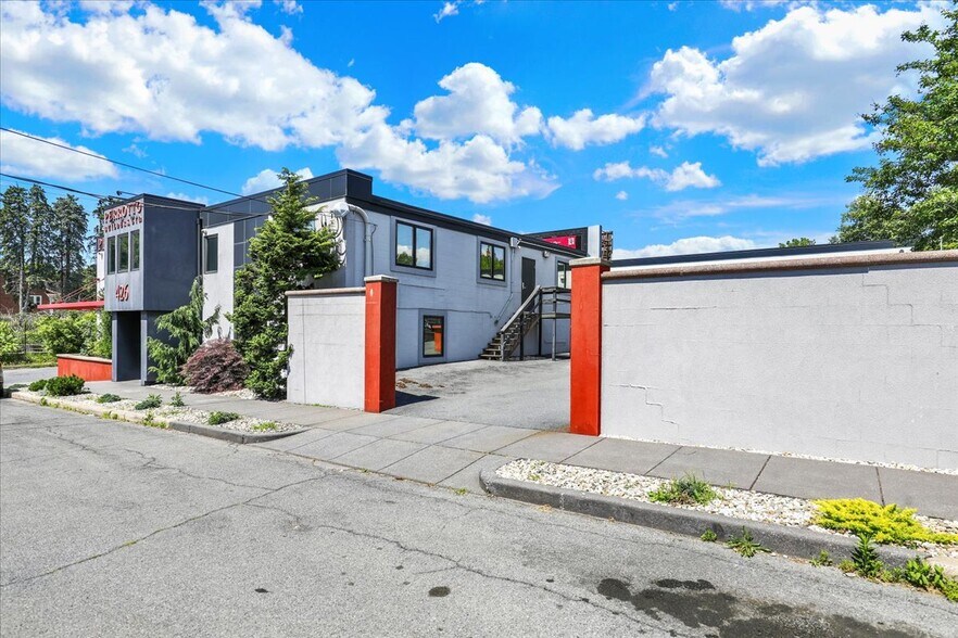426 Warren St, Reading, PA à vendre - Photo du bâtiment - Image 3 de 48