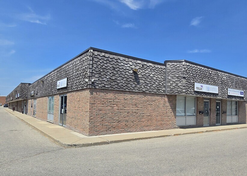100 Bessemer Rd, London, ON à louer - Photo du bâtiment - Image 2 de 5