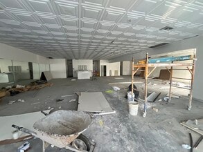 805-865 NW 119 St, Miami, FL à louer Photo intérieure- Image 2 de 10