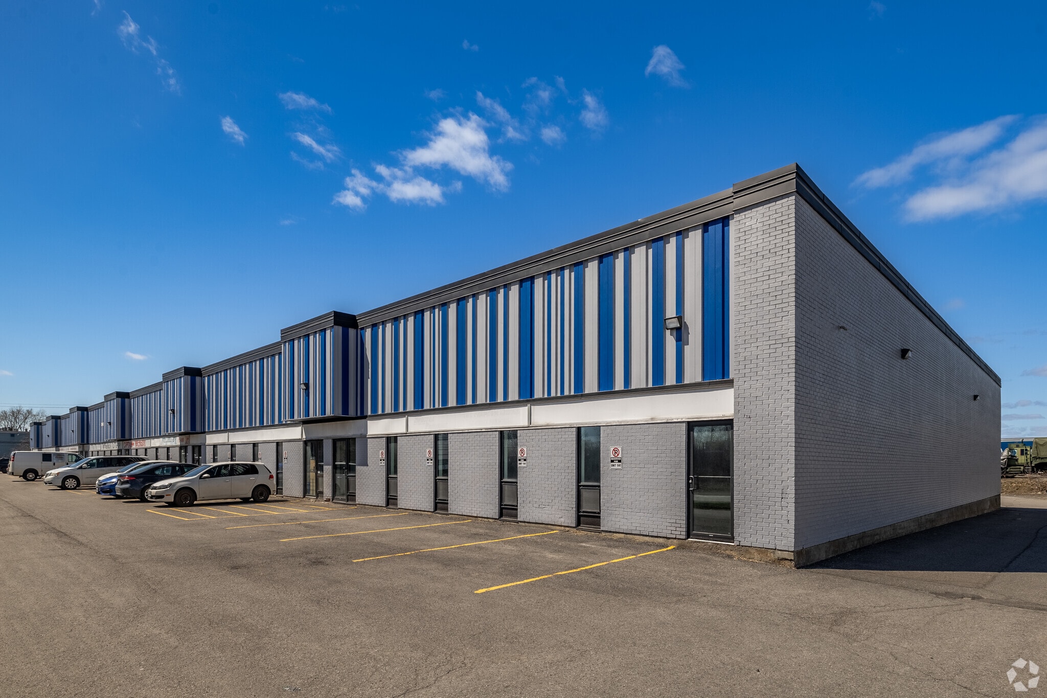 1117-1141 Newmarket St, Ottawa, ON for lease Primary Photo- Image 1 of 9